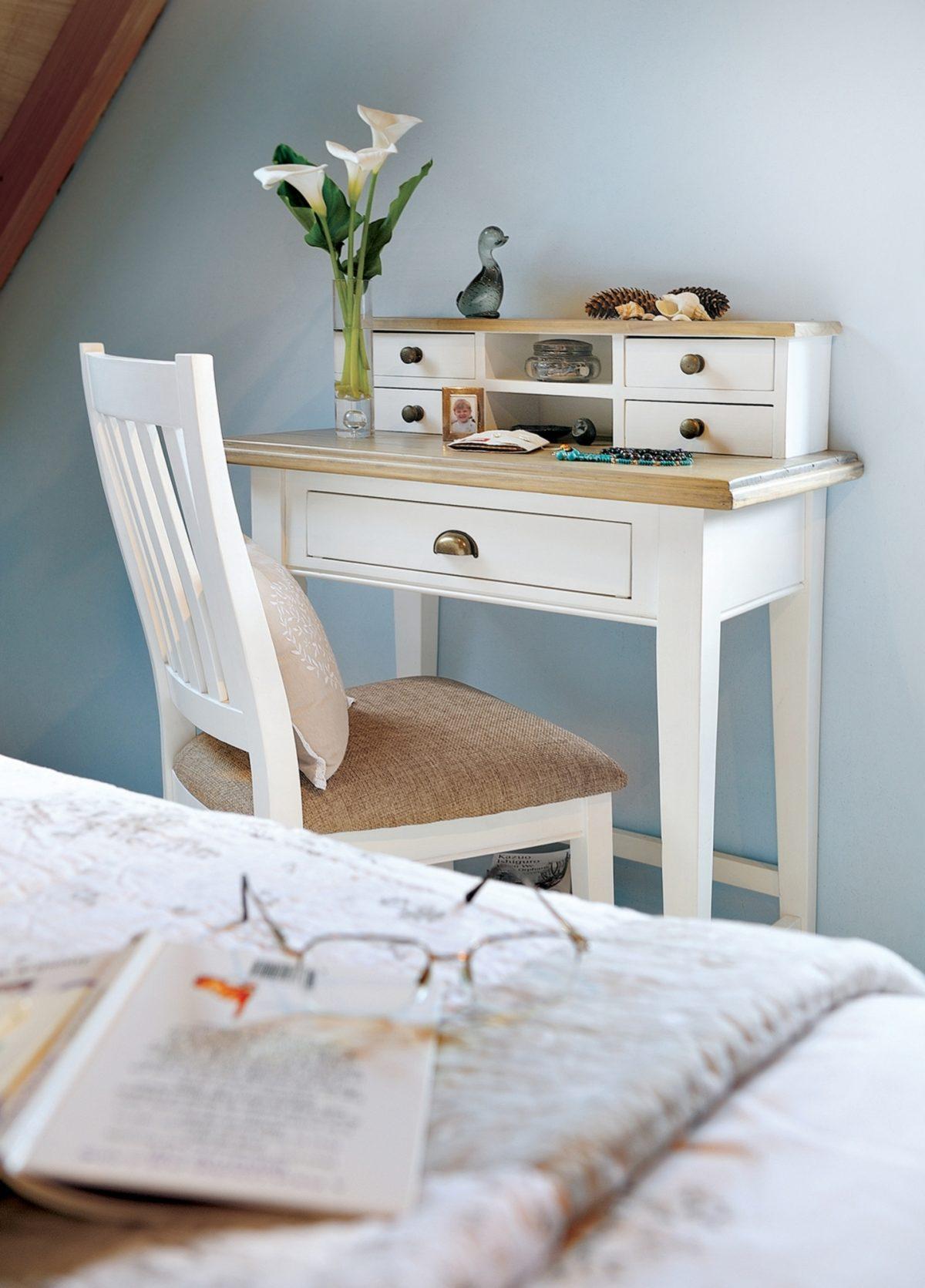 Country writer. Компьютерный стол шебби. Small Rustic writing Desk.