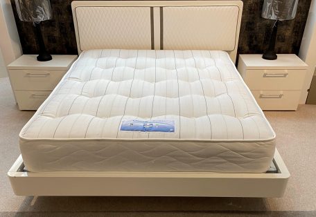 Dama Bianca Bed Full