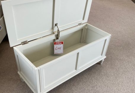 Melody Blanket Box Open Front
