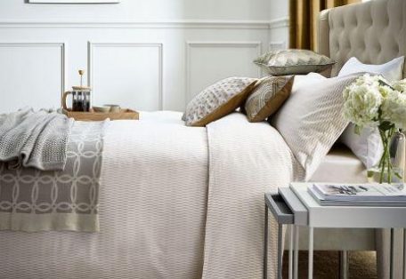 Pb_hotel_zella_cashmere_main_bed_hr_4